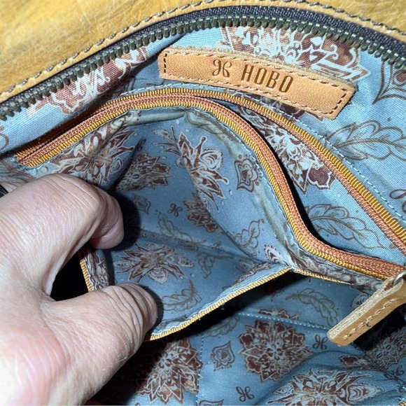 Hobo Women's Earth‎ Tone Leather Tote Bag Medium Chic Versatile Everyday flaws - Picture 14 of 16